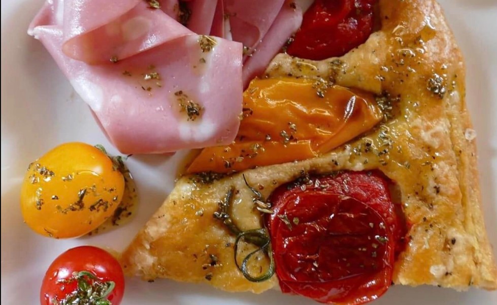 Focaccia al rosmarino con peperoni
