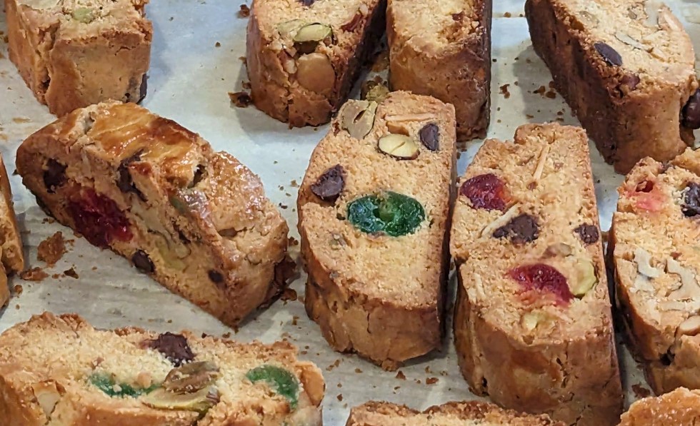 Ricetta dei Biscotti di noci e ciliegie