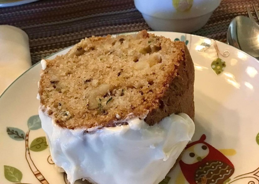 Torta di zucchine e mele.